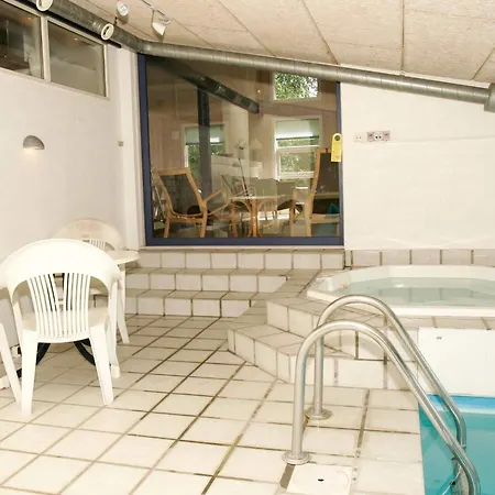 펜션 Seaside Oasis With Pool - By Traum *