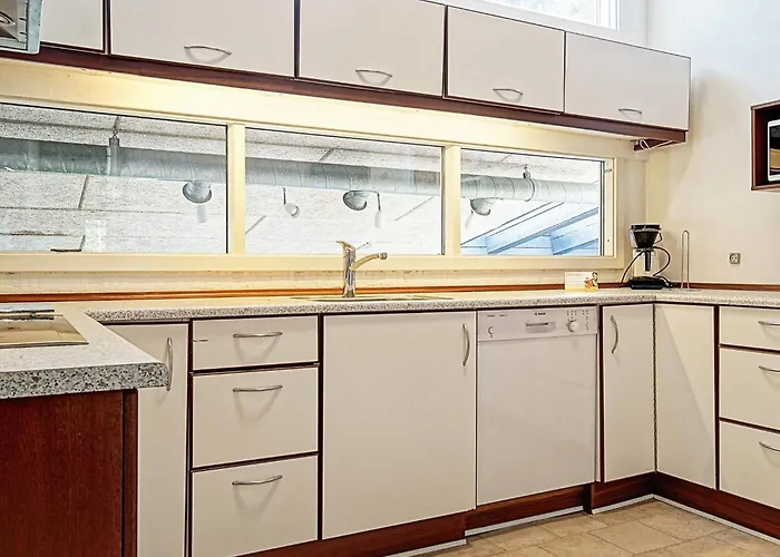 Seaside Oasis With Pool - By Traum Дом отдыха *